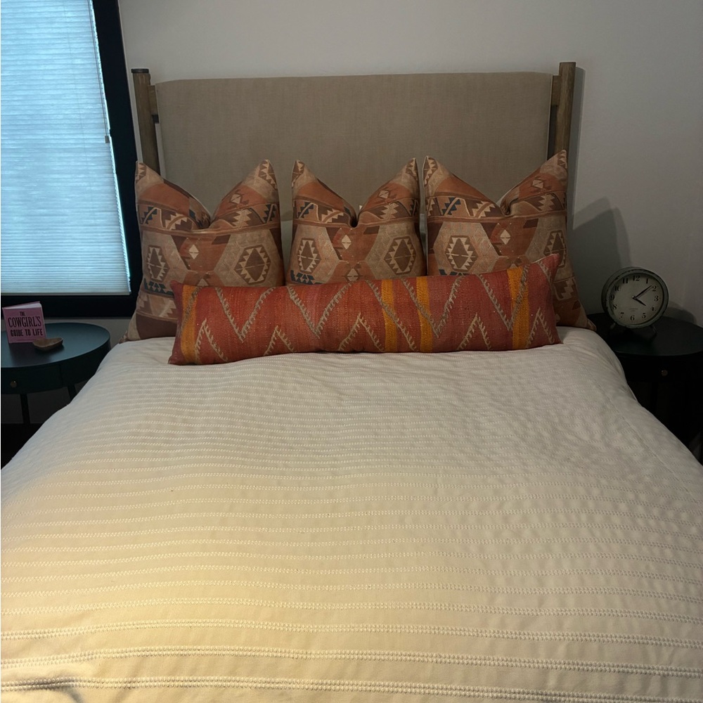 Elegant Cream and Orange Bedding Set